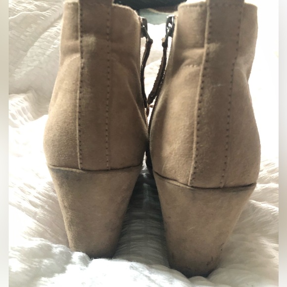 Dolce Vita Tan Suede Booties 9.5W - Picture 2 of 5